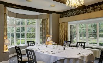 Mere Court Hotel - Housity