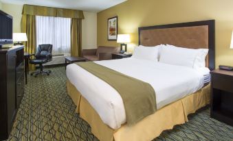 Holiday Inn Express & Suites Columbus Airport