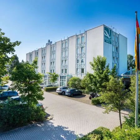 Quality Hotel Hof Отели в г. Хоф