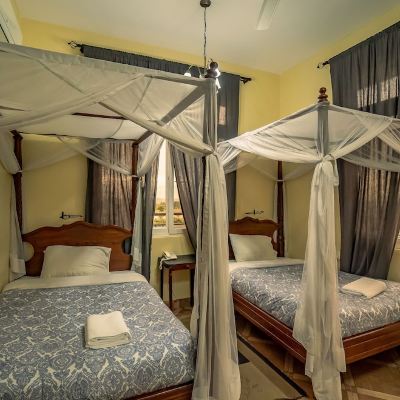 Deluxe Twin Room, 2 Twin Beds, Private Bathroom, City View