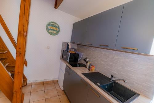 Duplex Dans Centre Ville (Gare;Parking;Wifi) Apartment