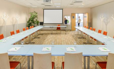 Ibis Styles Segre - Housity