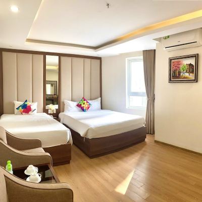 Deluxe Twin Room with City View