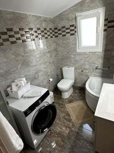 Demi's House One-Bedroom Apartment