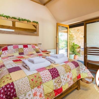 Double Room, Ensuite (the Wardrobe) Widbrook Barns Promo Code