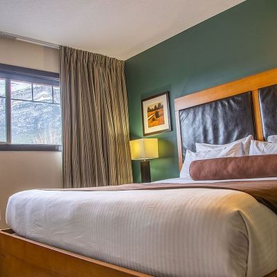 Cp Two Bedroom + Den, Two Story Copperstone Resort by Clique Promo Code