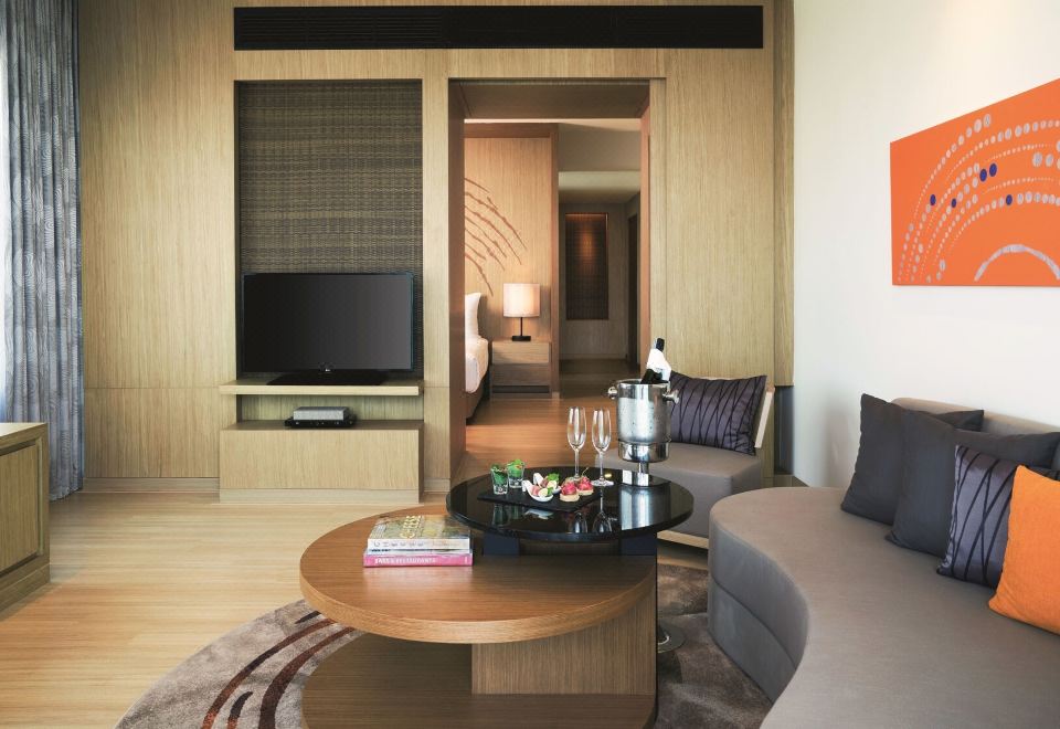 Mövenpick Siam Hotel Na Jomtien PattayaExecutive Suite