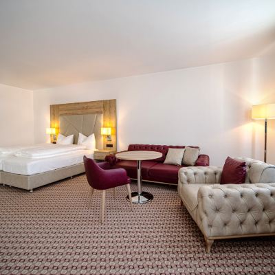 Junior Suite EE Hotel Promo Code
