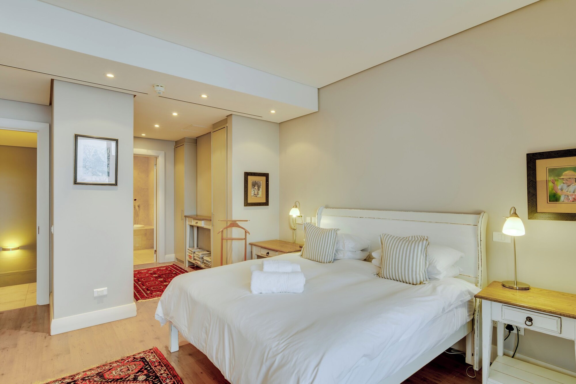 Mountain Marina Luxury Apartments两卧室豪华首选私人泳池2