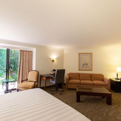 Junior King Room HS Hotsson Hotel Tampico Promo Code