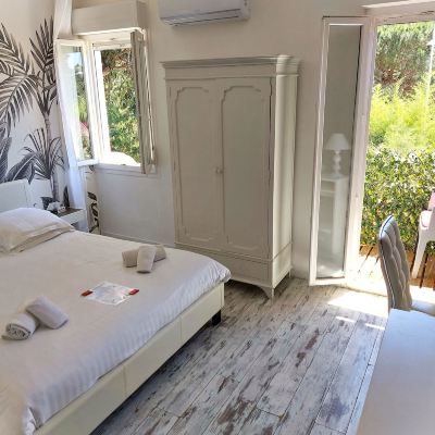 Comfort Double Room, Non Smoking, Balcony Hotel les Jardins de Bormes Promo Code