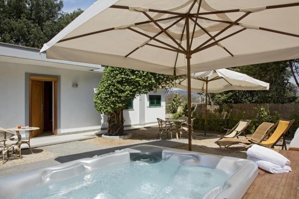 套房， 2 间卧室 （Vasca Idromassaggio All'Aperto）