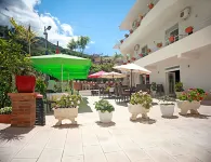 Hotel Nika Hotels in 