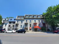 Econo Lodge Hotels in 