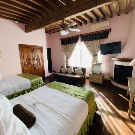 Villa Bonita les Terrasses Отели в г. Куэрнавака