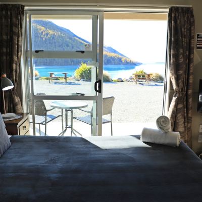 高級一室房 特卡波湖汽車旅館和假日公園優惠