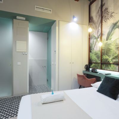 Double Room with Hot Tub You & Co. Quart Boutique Promo Code
