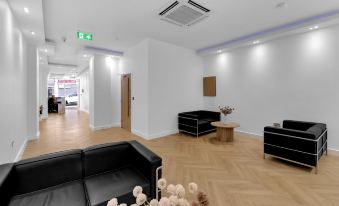 Signature London - Housity