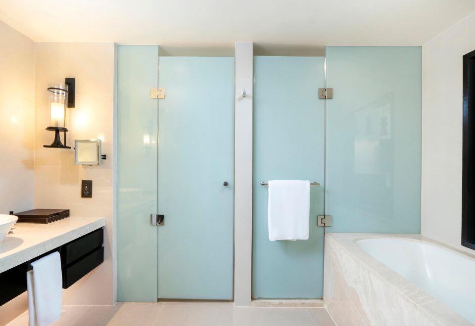 Hyatt Regency Hua HinTwin Room With Club Access