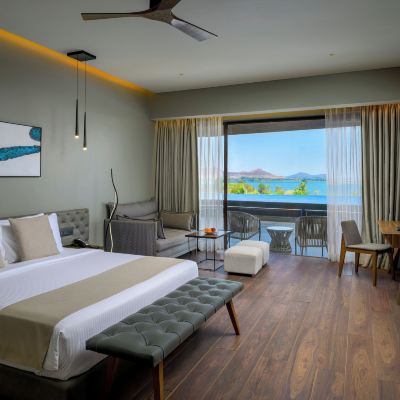 Premium Room with Pool View Aria Resort and Spa Promo Code