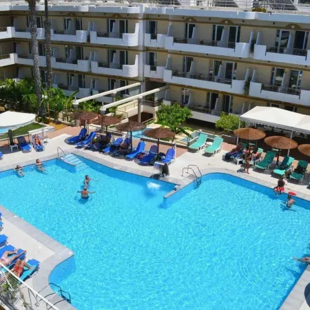 Astron Hotel