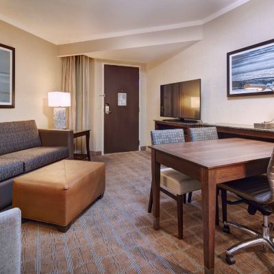 Two Room Corner Premium King Suite Embassy Suites by Hilton San Diego - La Jolla Promo Code