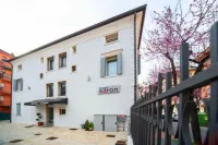 Hotel Aaron Hotels in 
