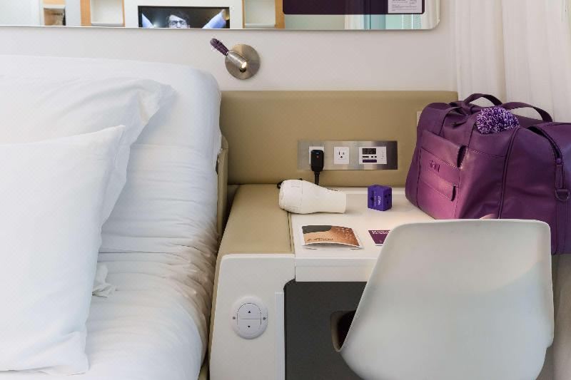 Yotel New York Times SquarePremium Queen Room