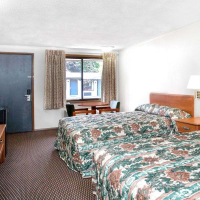 Room with Two Double Beds-Non-Smoking Knights Inn - Scranton/Wilkes-Barre/Pittston Promo Code