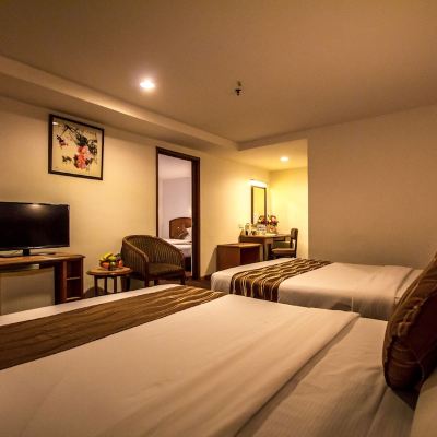 Bilik Deluxe Super Kupon Hotel Continental