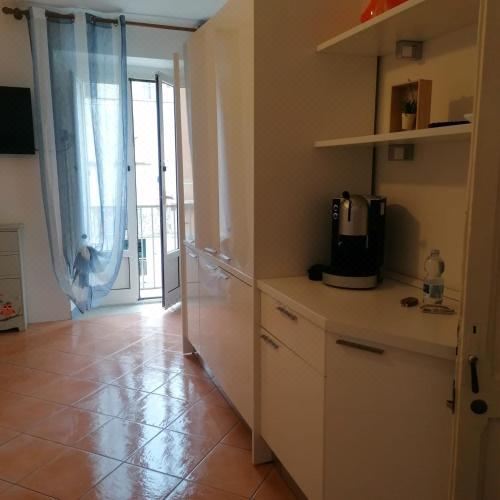 标准三人一室公寓