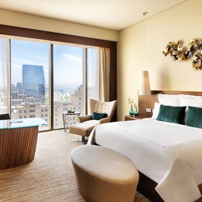 Deluxe King Room with City View Non smoking