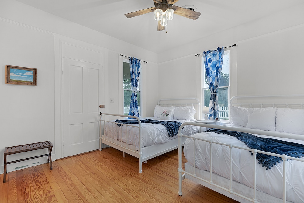 獨立別墅， 多張床， 熱水浴缸