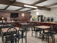 Howard Johnson by Wyndham Appleton Hotels in Appleton