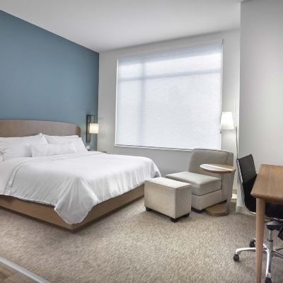 King Room Element Hampton Peninsula Town Center Promo Code