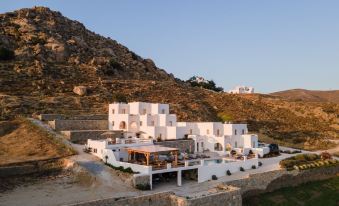 Naxos Earth Suites