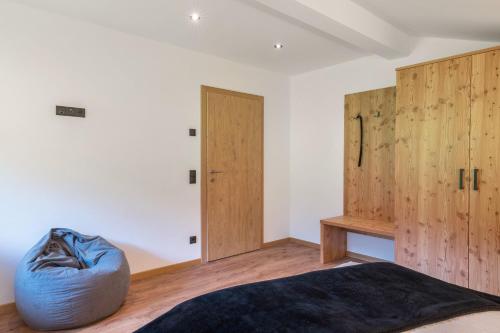 高级一卧室带阳台公寓