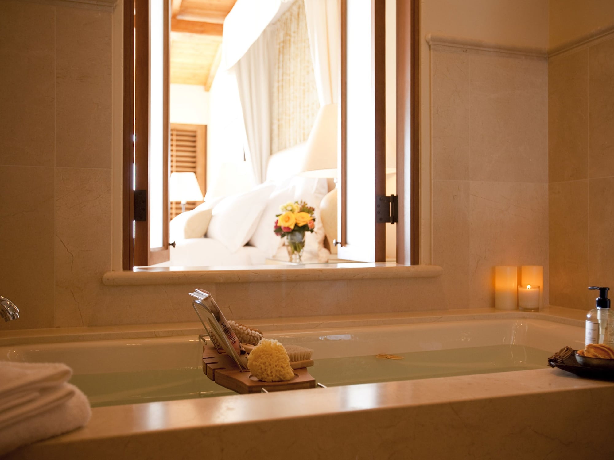 海景平房，2张大床，带阳台