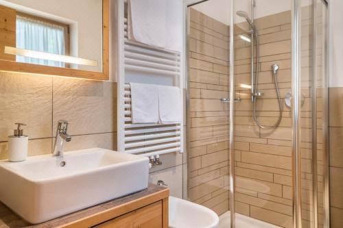 高级一卧室带阳台公寓