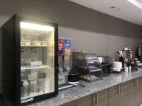 Catoosa Inn & Suites
