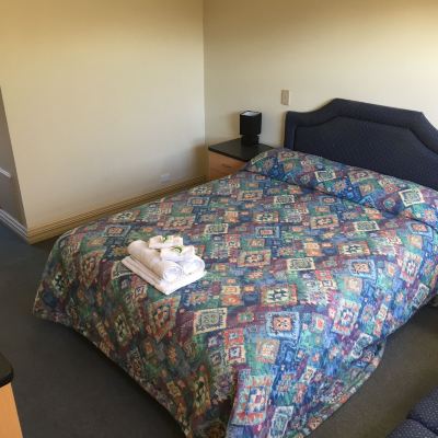 Standard Double Room, 1 Queen Bed, Bathtub Valley Hotel Promo Code