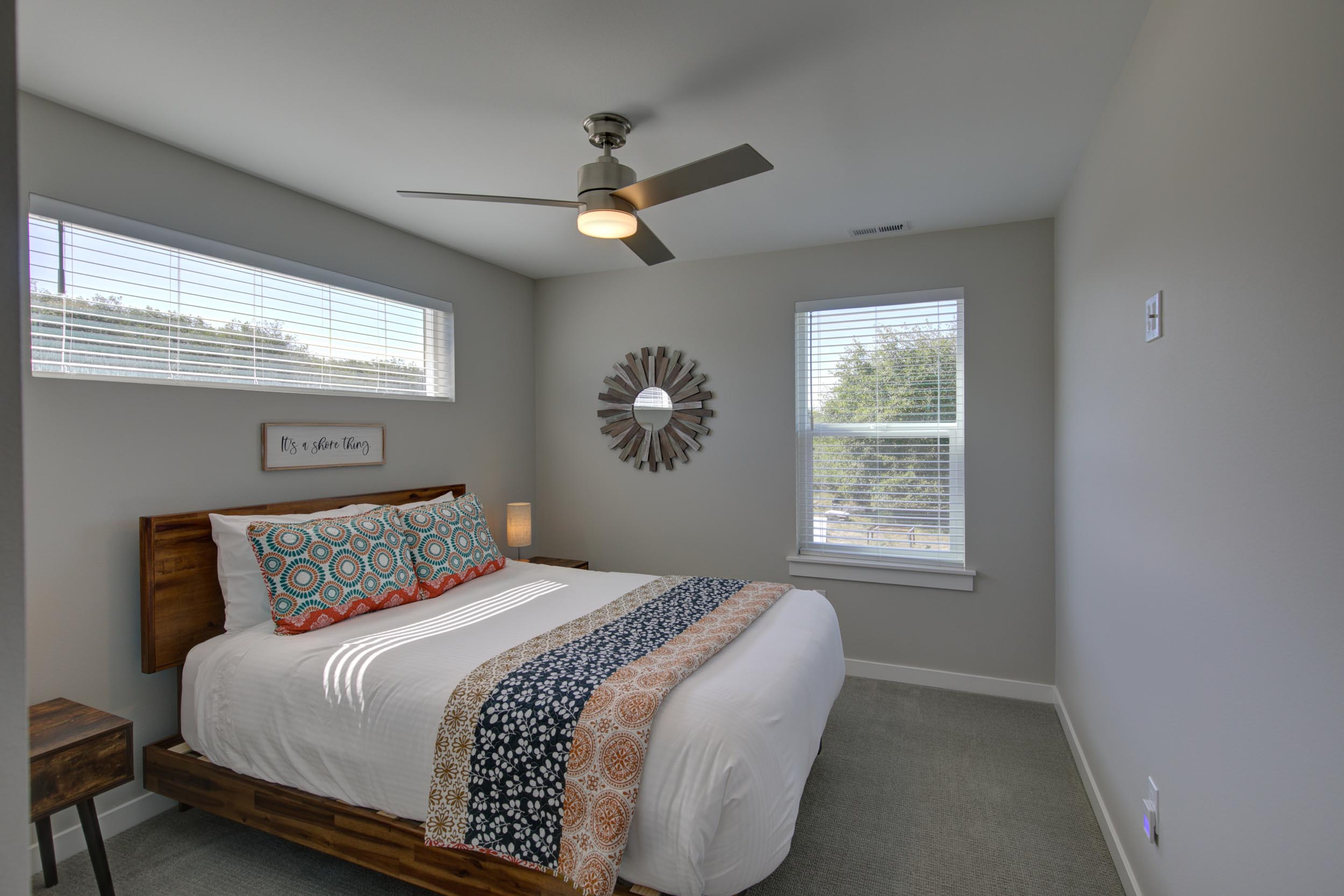 海洋微风和热水浴缸-迷人的海边逃逸