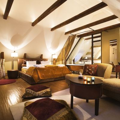 Junior Suite Ulfsunda Slott Promo Code