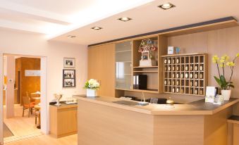 Ambient Hotel am Europakanal - Housity