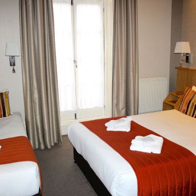 Basic Triple Room Columbus Hotel Promo Code
