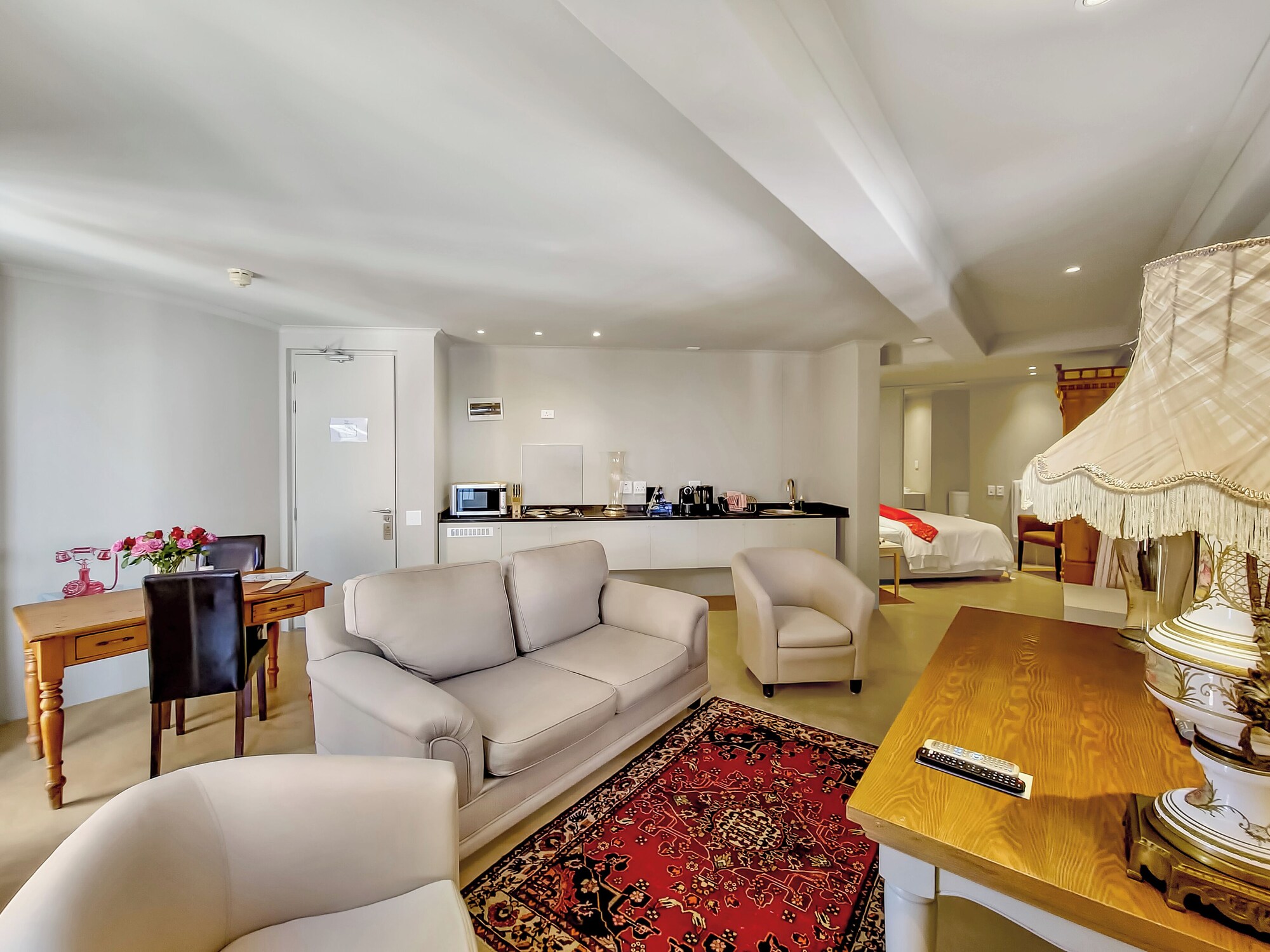 带小厨房/梳化床的豪华套房