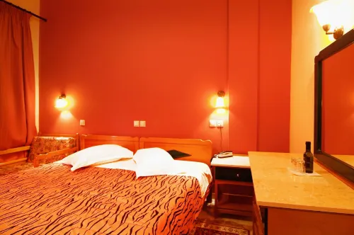 Hotel Varonos