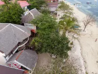 Hippocampus Beach Resort