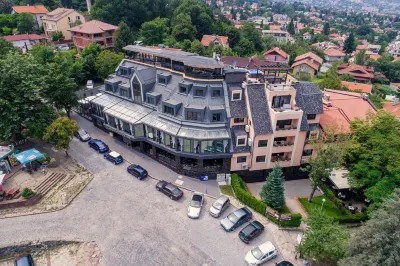 All Seasons Residence Hotel - Free Parking Hotels in Vitosha District