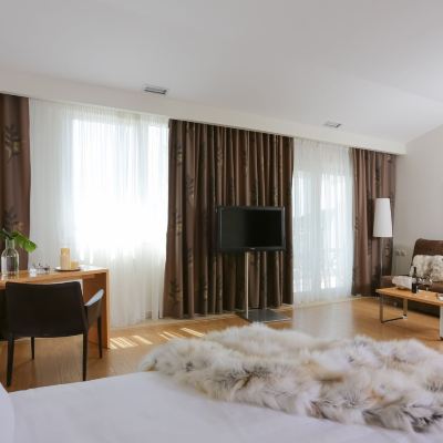 Luxury Suite with Lake View Chloe Hotel Promo Code